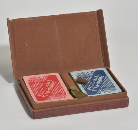 Photo-Hall Boite avec deux jeux de cartes