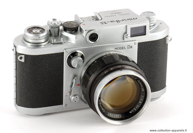 Minolta 35 IIB Vintage cameras collection by Sylvain Halgand
