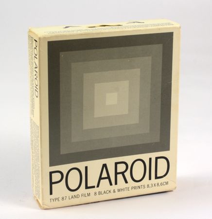 Polaroid Pack 87