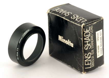 Minolta Pare-Soleil SLR Objectif Standard MD 45 mm F2 code