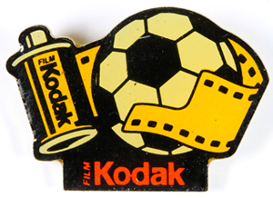 Kodak Pin's film 135 et Coupe du monde de Foot Ball