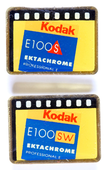 Kodak Pin's Film Ektachrome E100 135 S et SW