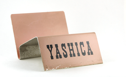 Yashica Présentoir